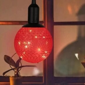 Лампа - светильник (ночник) Хлопковый шар подвесная декоративная, диаметр шара 20 см. Красный