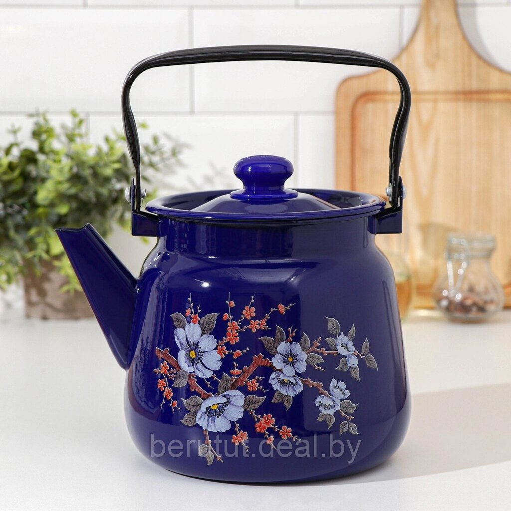Чайник эмалированный ярко-синий с рисунком цветы 3.5 л от компании MyMarket - фото 1