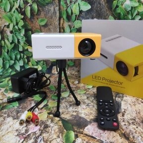 LED Projector портативный переносной проектор светодиодный Aao YG300 (домашний кинотеатр) от сети 220В с USB (без от компании bel-ok - магазин товаров для дома - фото 1