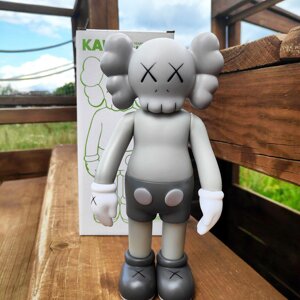 Kaws Companion Five Years Later Игрушка 38 см., Серый