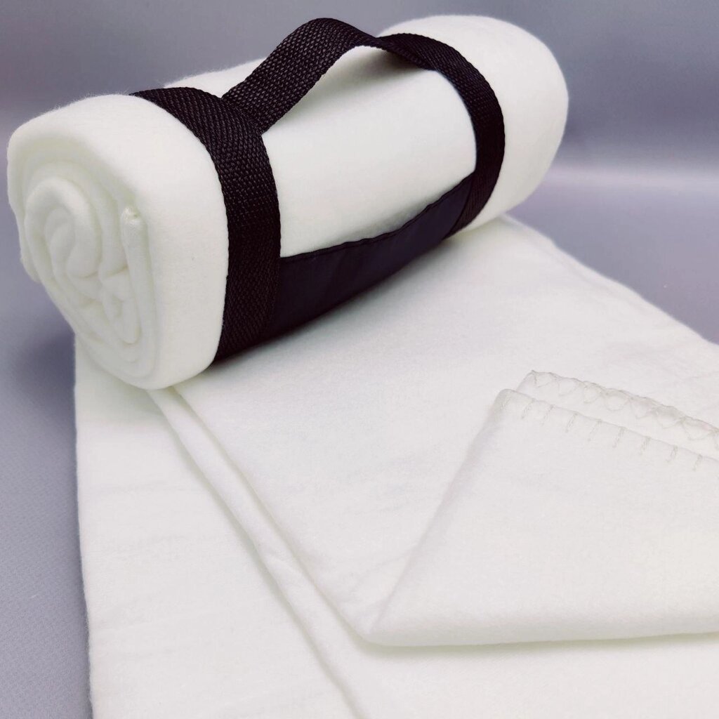 Плед на кровать Флисовый - мягкий и теплый, 130х150 см. Белый от компании ART-DECO МАРКЕТ - магазин товаров для дома - фото 1