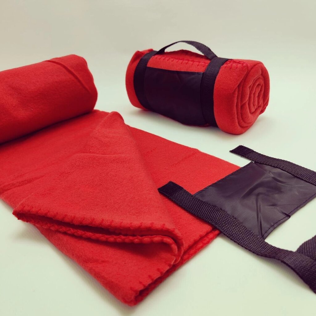 Плед на кровать Флисовый - мягкий и теплый, 130х150 см. Красный от компании ART-DECO МАРКЕТ - магазин товаров для дома - фото 1