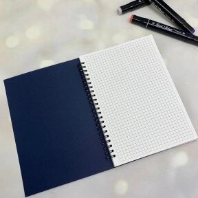 Скетчбук блокнот Sketchbook с плотными листами для рисования (А5, бумага в клетку, спираль, 40 листов) Синяя от компании ART-DECO МАРКЕТ - магазин товаров для дома - фото 1