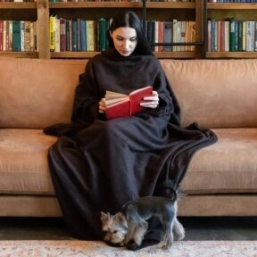 Теплый и уютный плед с рукавами SNUGGIE  Купи сейчас Черный от компании bel-ok - магазин товаров для дома - фото 1