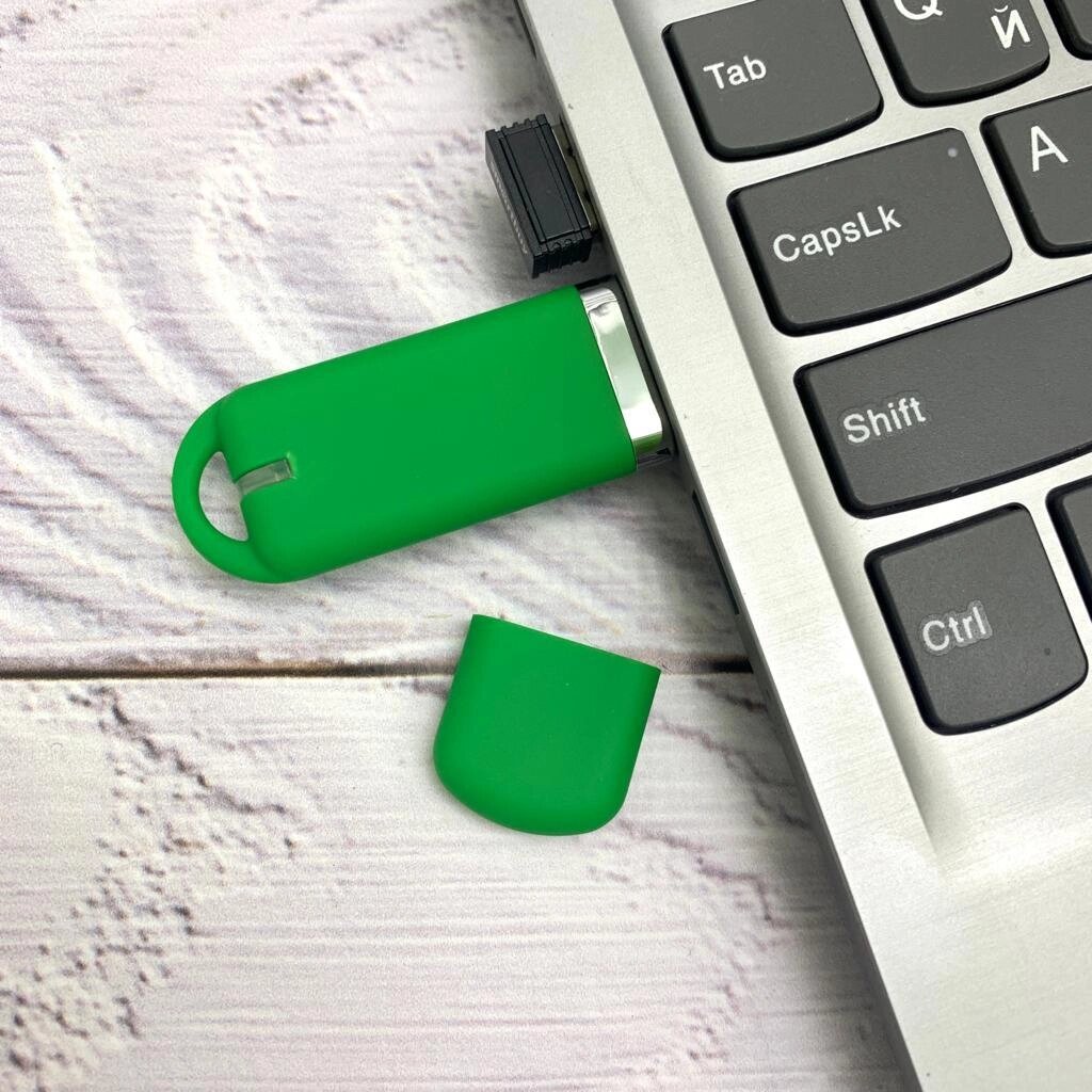USB  накопитель (флешка) Shape с покрытием софт тач, 16 Гб .Зеленая от компании ART-DECO МАРКЕТ - магазин товаров для дома - фото 1