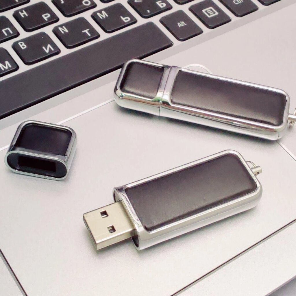 USB накопитель (флешка) Business кожа / металл, 16 Гб от компании ART-DECO МАРКЕТ - магазин товаров для дома - фото 1