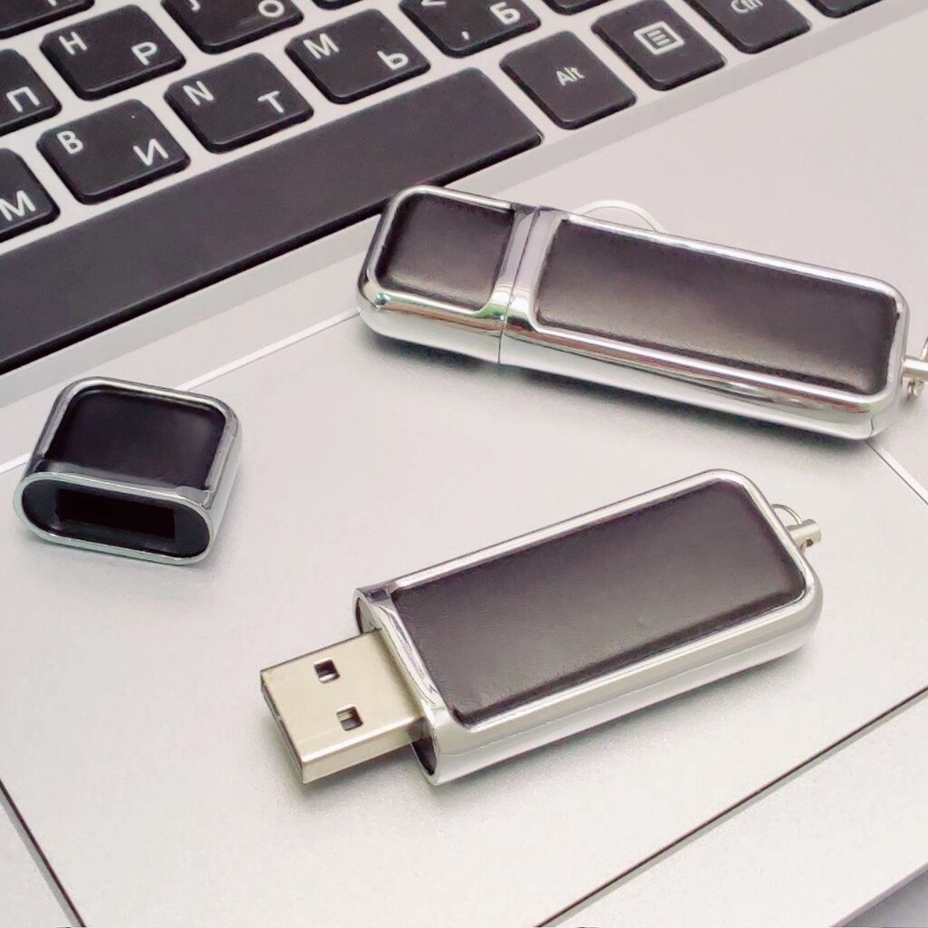 USB накопитель (флешка) Business кожа / металл, 16 Гб от компании bel-ok - магазин товаров для дома - фото 1