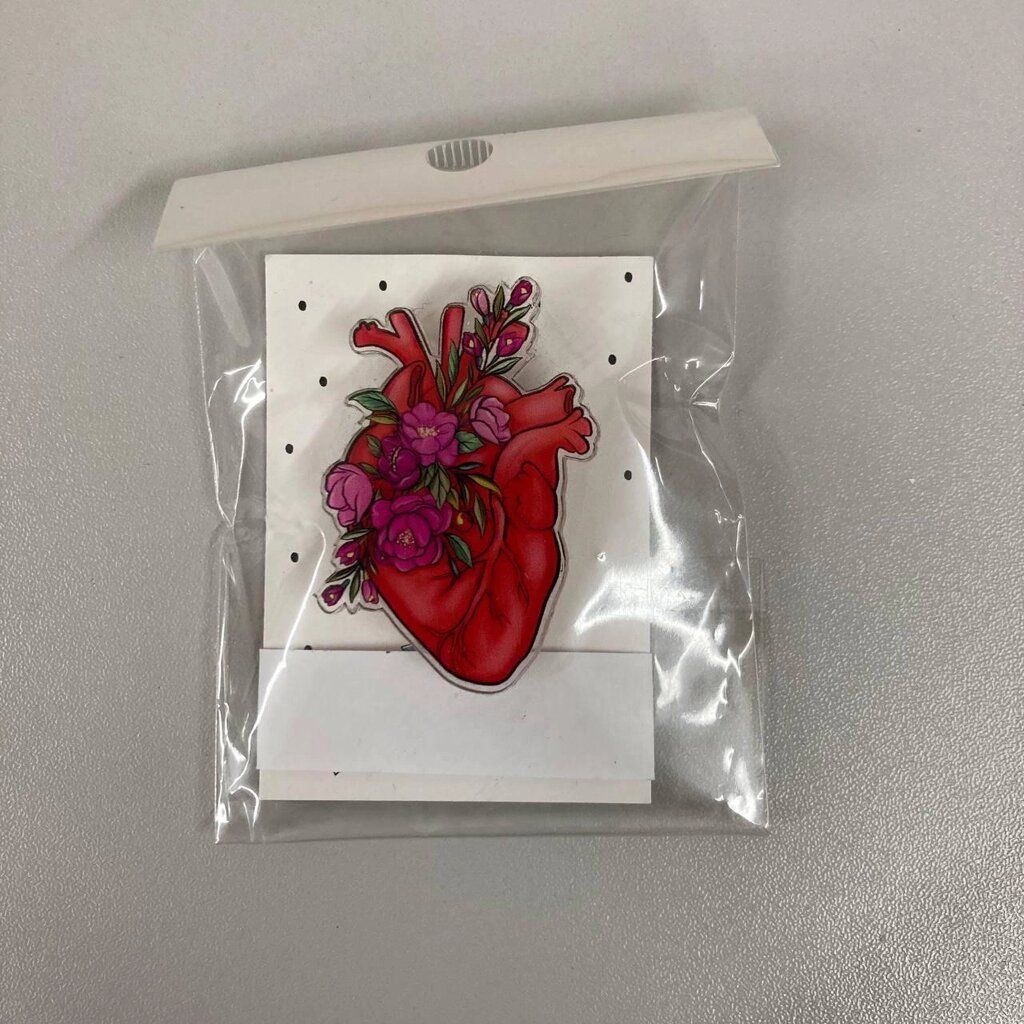 Значок "Сердце" от компании ART-DECO МАРКЕТ - магазин товаров для дома - фото 1