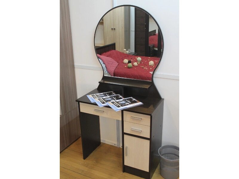 Туалетный столик с зеркалом Надежда М04 фабрики Олмеко (2 варианта цвета) ##от компании## ИП Жерносек Д.Ю - ##фото## 1