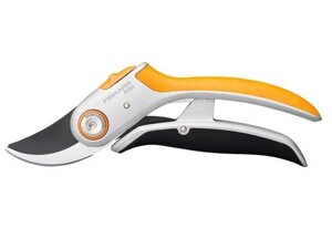 Секатор плоскостной металлический FISKARS Plus PowerLever P751 в Могилевской области от компании ИнструментМастер - Магазин строительной и садовой техники