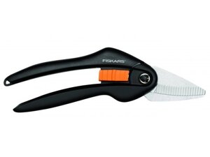 Ножницы универсальные SP28 Single Step FISKARS (лезвие - углеродистая сталь. для резки различный материалов. не для в Могилевской области от компании ИнструментМастер - Магазин строительной и садовой техники