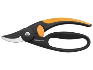 Секатор плоскостной FISKARS Fingerloop с петлёй для пальцев (111440) в Могилевской области от компании ИнструментМастер - Магазин строительной и садовой техники