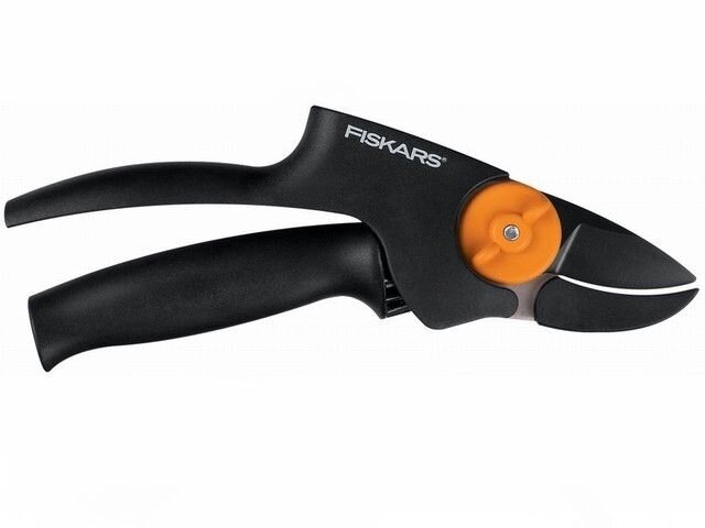 Секатор контактный FISKARS PowerGear средний (111510) от компании ИнструментМастер - Магазин строительной и садовой техники - фото 1