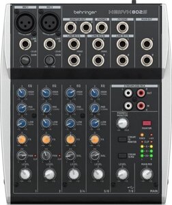 Микшерный пульт Behringer Xenyx 802S