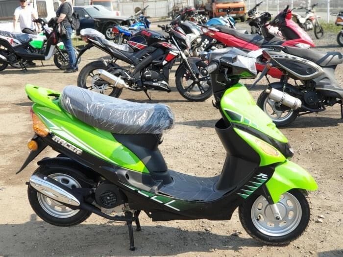 Скутеры racer характеристики. Racer 150 скутер rc150t-15. Скутер racer neo rc50qt-3x. Racer rc50qt-9 lupus. Скутер рейсер 50 кубов.