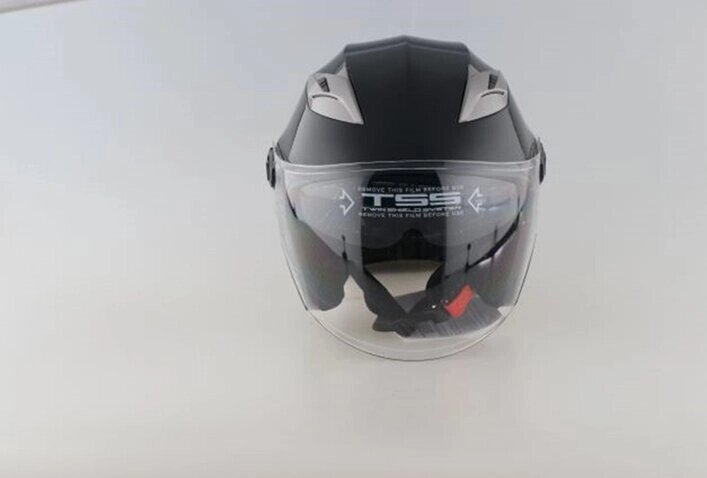 Шлем для мопеда BLD-708 черный гляней XL (61-62) от компании ООО "Энерджи Ритейл" - фото 1