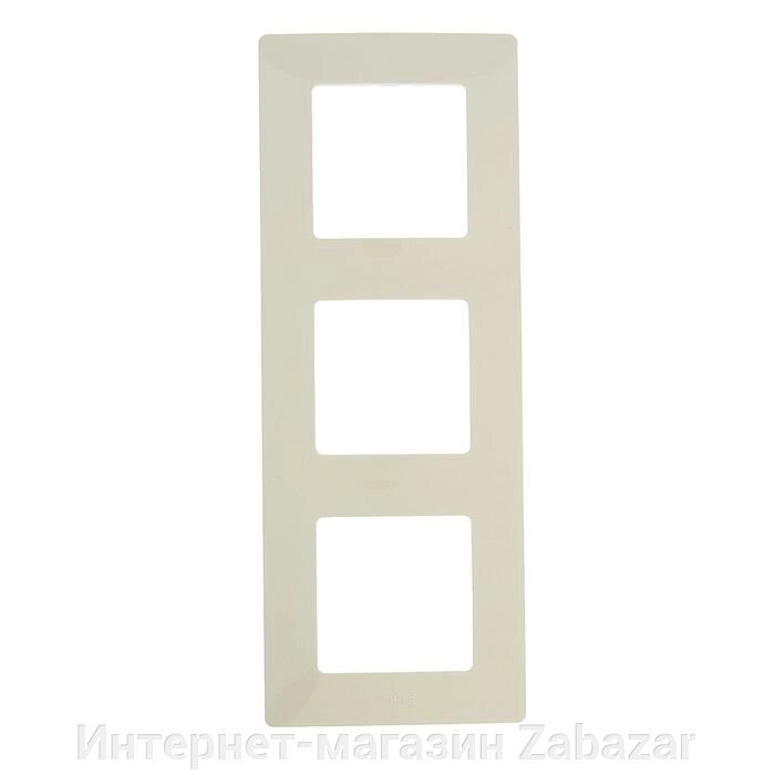 Рамка Legrand Etika 672513, трехместная, слоновая кость от компании Интернет-магазин Zabazar - фото 1