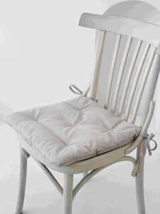 Льняная подушка на стул в полоску RUSDECOR с завязками 40х40